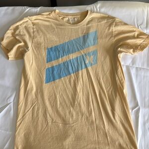 Hurley T-Shirt Size Medium